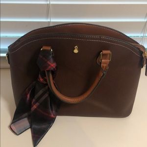 Brown tote